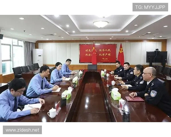 详细解析裁判协商判罚流程的规则机制与执行标准 详细解析裁判协商判罚流程的规则机制与执行标准